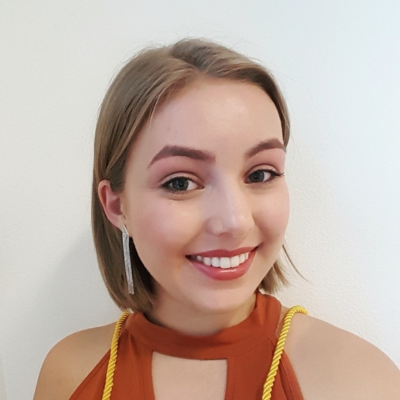 Meet your Posher, Kate - Picture 1 of 1